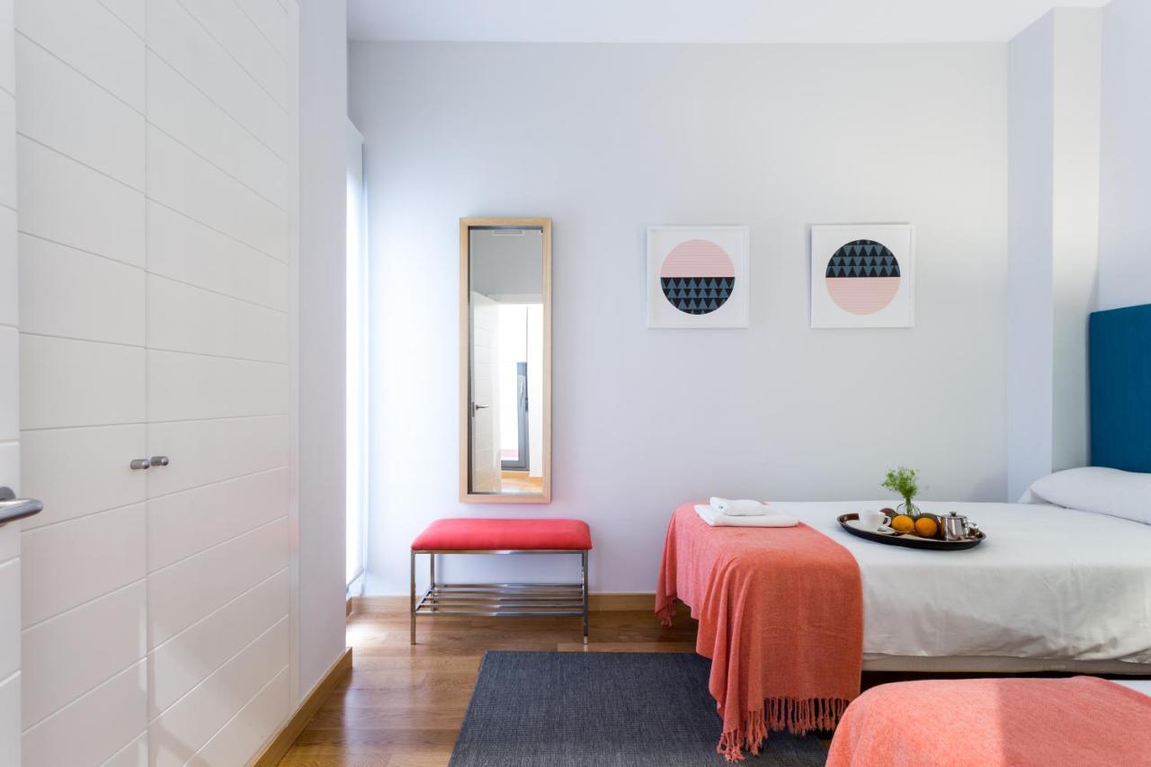 Apartamentos Rg Alameda De Hercules Sevilla Buitenkant foto
